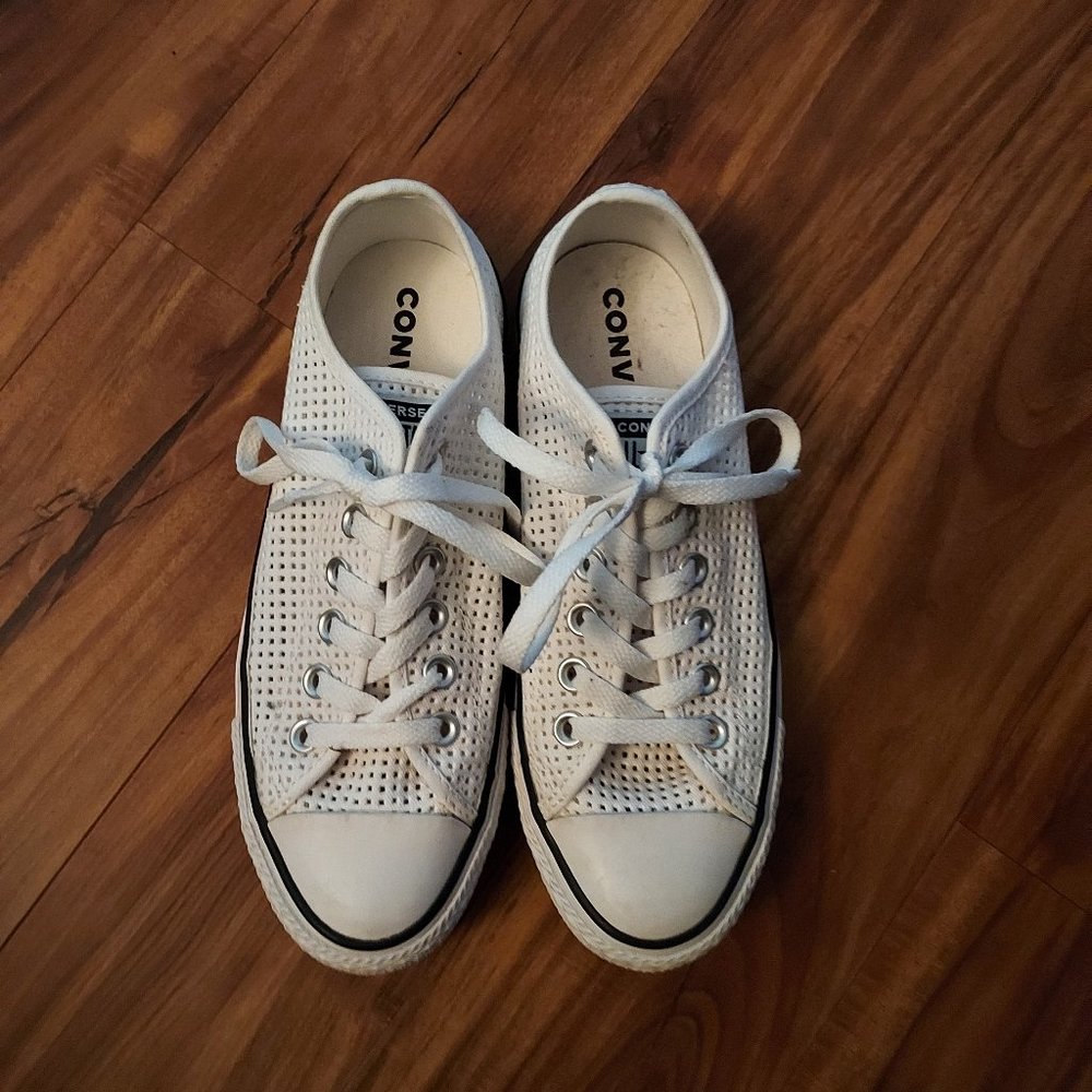 Womens Converse shoes